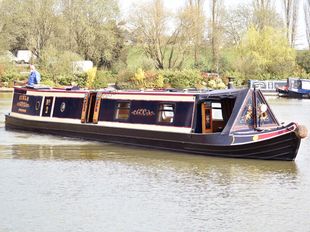 CIELO • 56ft 10in, Traditional, 2+2 berths