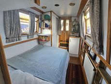 2006 57ft narrowboat w C. London mooring