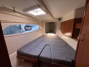 2014 Leopard 44 34