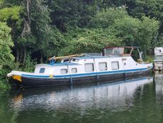 Beautiful Dutch Barge