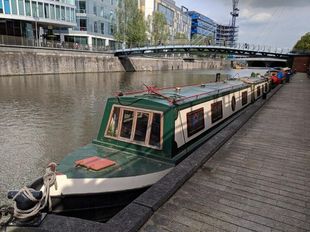 Bristol City centre narrow boat