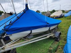 Solo dinghy