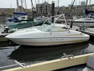 2002 Maxum 2100SC