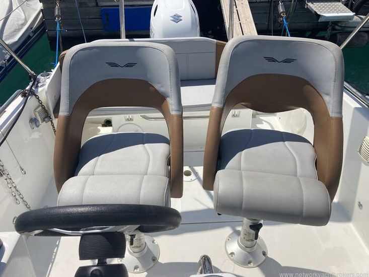 2022 Beneteau Flyer 6