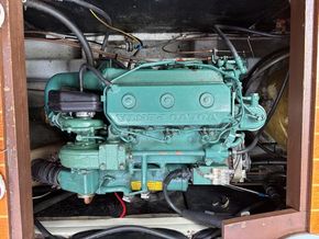 Westerly Riviera - Engine