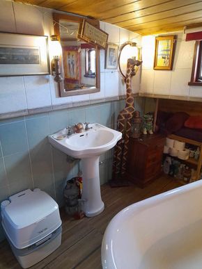 Bathroom Wash Basin