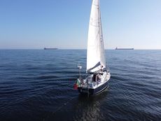 1998 J Boats 32