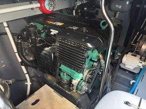 Cranchi Z35  - Engine