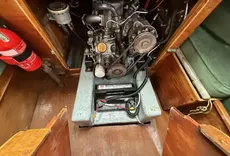 1979 Island Plastics Frigate 27