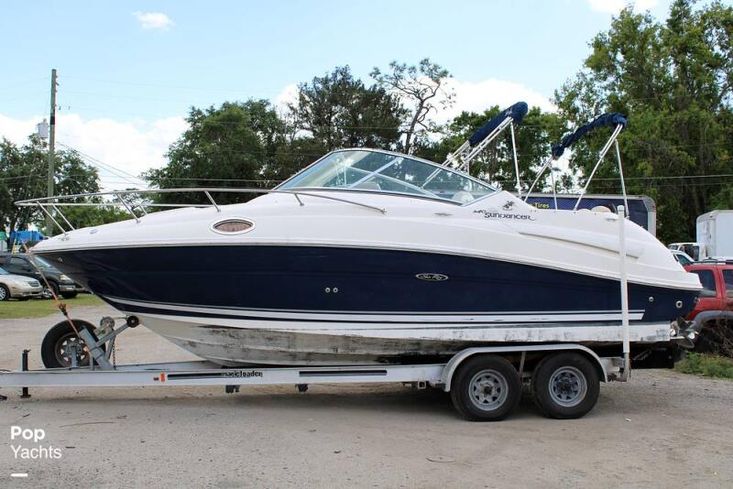 2008 Sea Ray 240 sundancer