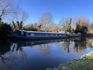 70ft Widebeam Liveaboard (2010) Herts