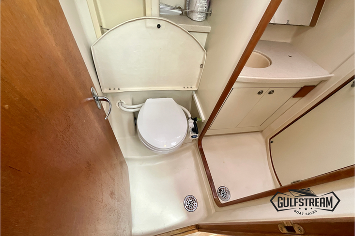 Hunter Legend 466 w/ Furling Sails & Yanmar 4JH3-TE Diesel