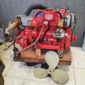 bukh dv48 RME inboard diesel engine 