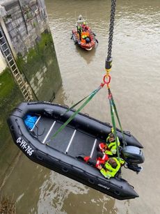  Gemini DIVE470 Professional Full Inflatable