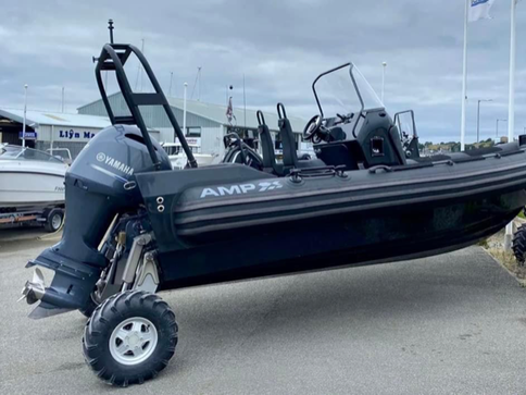 AMP 7.1 amphibious RIB
