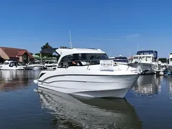 Beneteau Antares 7