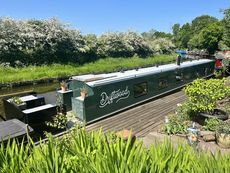 Driftwood: 57ft 2019 Cruiser Stern Narrowboat