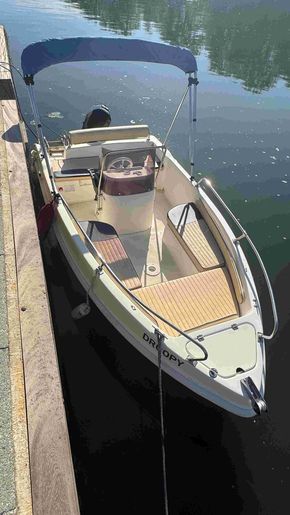 Bow with Seating