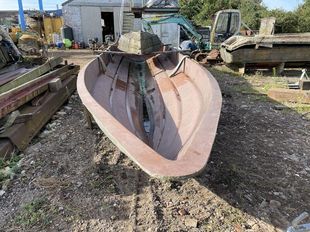 Rib mould