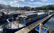50' x 10' Wide Beam with Mooring