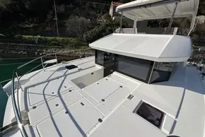 2024 Leopard 40 Powercat yacht deck with sleek design and spacious layout.