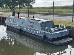 Lazy Daisy, 35ft Springer Narrowboat, Cruiser Stern