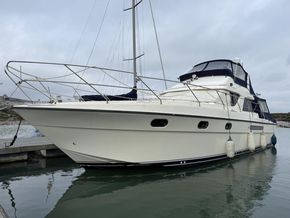 Princess 415 Flybridge Cruiser - Exterior