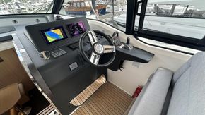 2022 Bavaria SR36 17