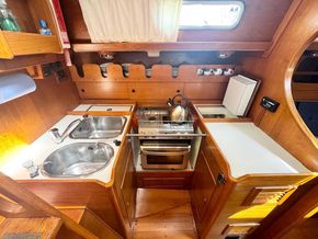 1991 rival 36 sail 9427386 20240722072957778 1 XLARGE