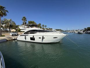 2015 Princess 52