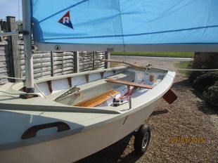 Excellent ENTERPRISE in GRP ready 2 sail