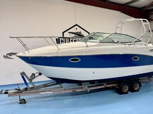2006 Maxum 2600 SE w/ MerCruiser 5.0L MPI 260HP Bravo III 