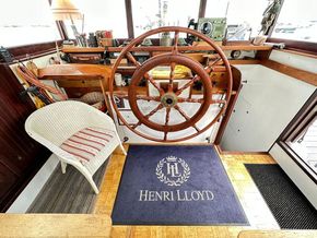 Dutch Barge Klipperaak With Gaff rigged Staysail  - Helm