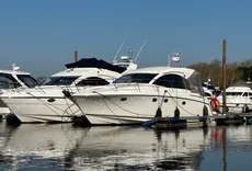 2011 Prestige 390 S