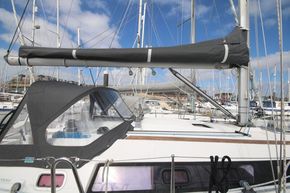 2010 Beneteau Oceanis 34 20