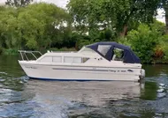 1999 Viking 26 Widebeam