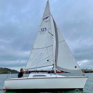Hunter Medina 20' Trailer Sailer