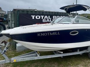 CHAPARRAL SUNESTA 224 BOWRIDER + MERCRUISER 4.5L V6 250HP