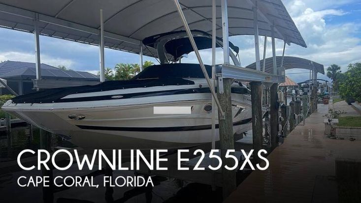 2020 Crownline e255 xs