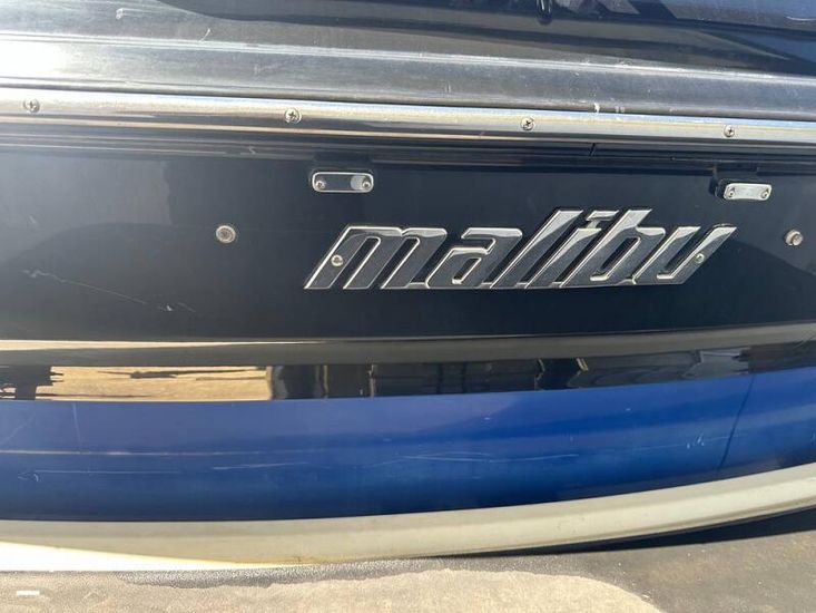 2007 Malibu wakesetter 247 lsv