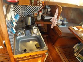 Dutch Steel Cruiser  - Galley
