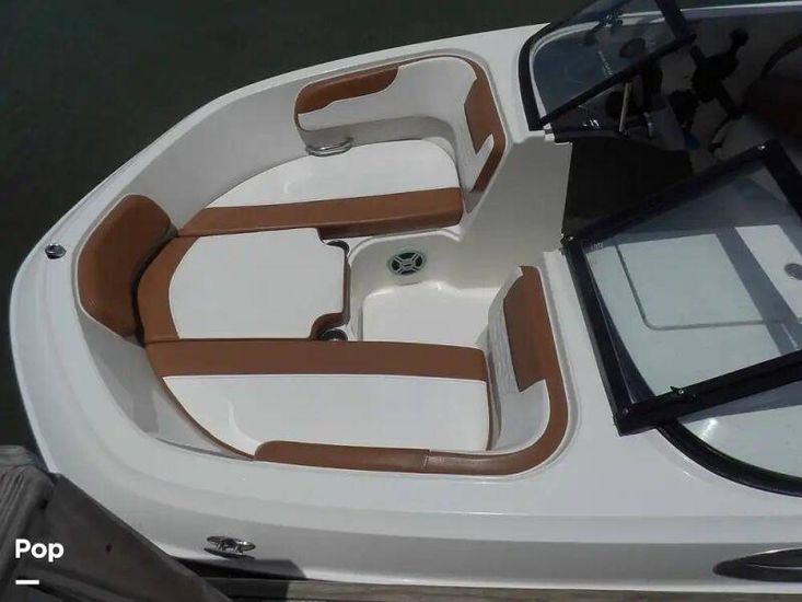 2021 Bayliner vr6
