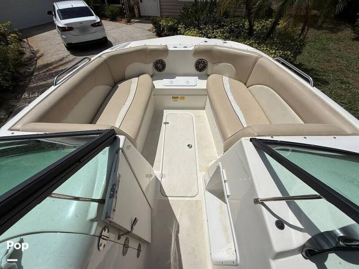 2016 NauticStar 223 DC Sport Deck