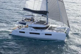 2025 Lagoon 51