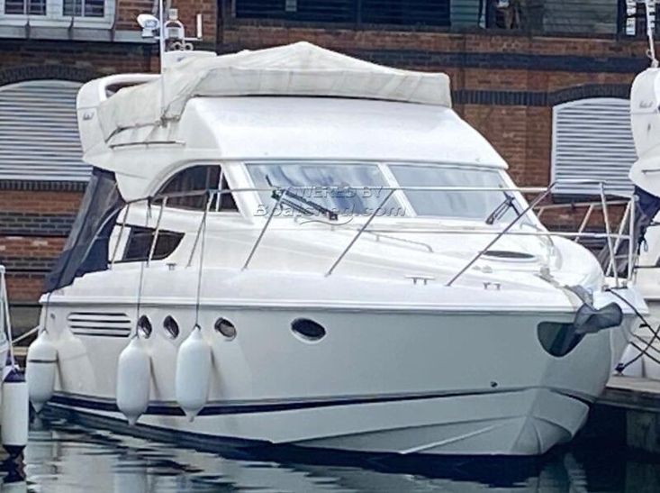 1999 Fairline Phantom 38