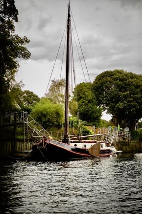Mast up as view from bow