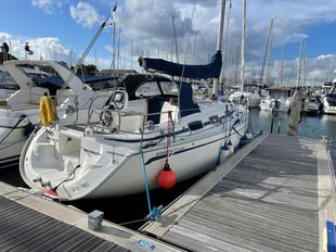 2006 Bavaria Cruiser 30