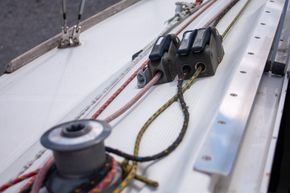 2002 Beneteau First 211 12