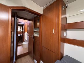 2014 Leopard 44 31