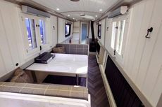 58ft 2021 Cruiser Stern Narrowboat built by Swan Boats with Bow Thrust